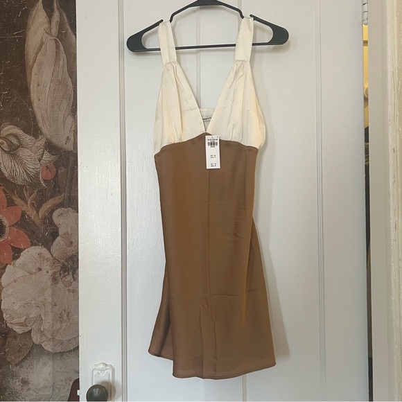 Abercrombie Two-tone Satin Slip Mini Dress *NWT* - Picture 2 of 6